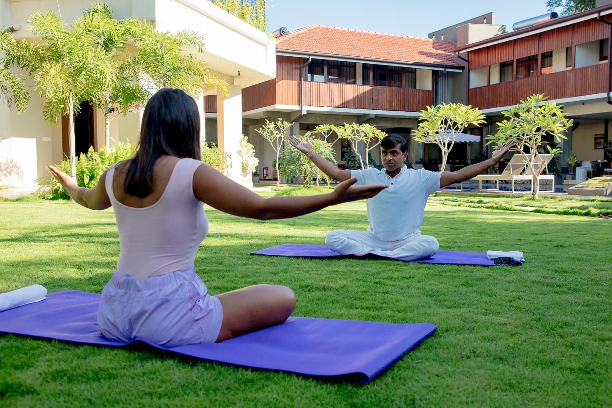 Seahorse Hotel & Spa Negombo Bagian luar foto